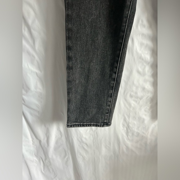 PacSun Black Mom Jeans Relaxed Fit Tapered Leg High Rise Size 27 - Picture 5 of 12